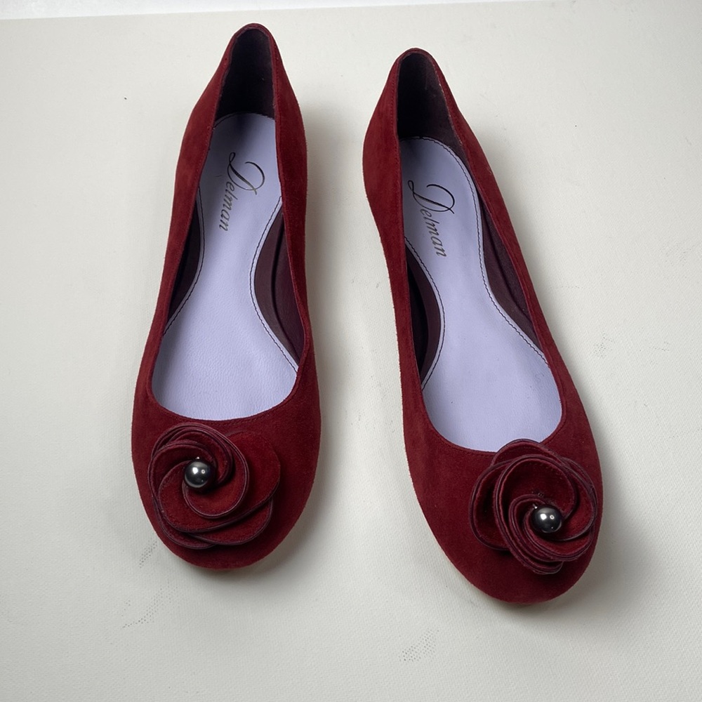 Delman flats